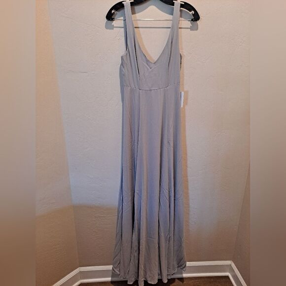 Show Me Your Mumu Jenn Maxi Dress in Dove Gray - Picture 1 of 7